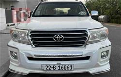 تۆیۆتا لاند کروزەر